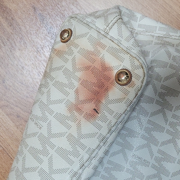 Michael Kors Tote - Picture 4 of 4